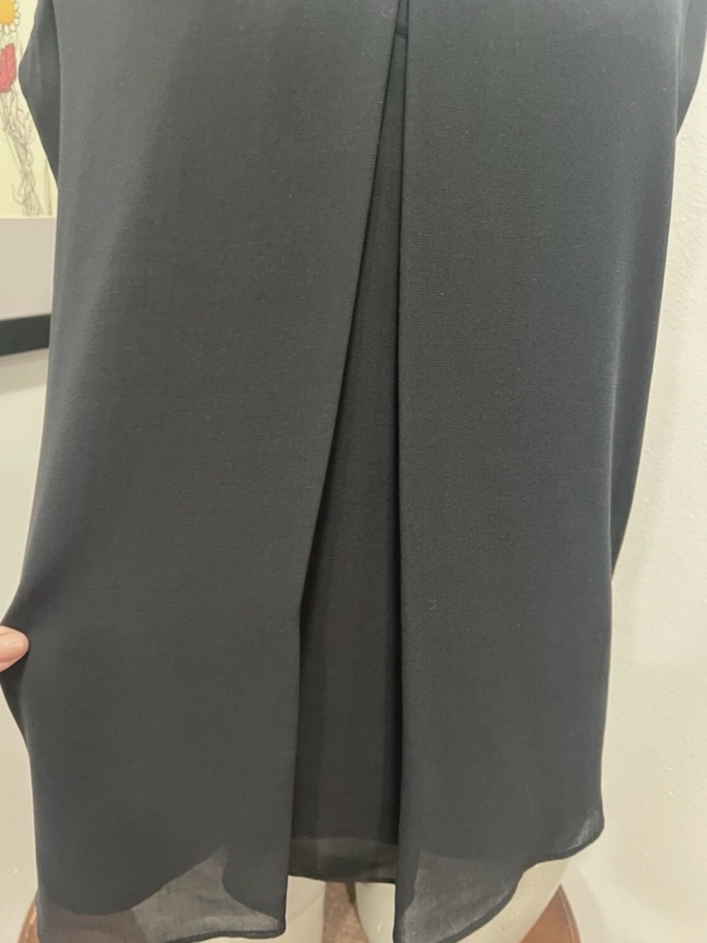 Karl Lagerfeld Black V-Neck Shell - Picture 4 of 5